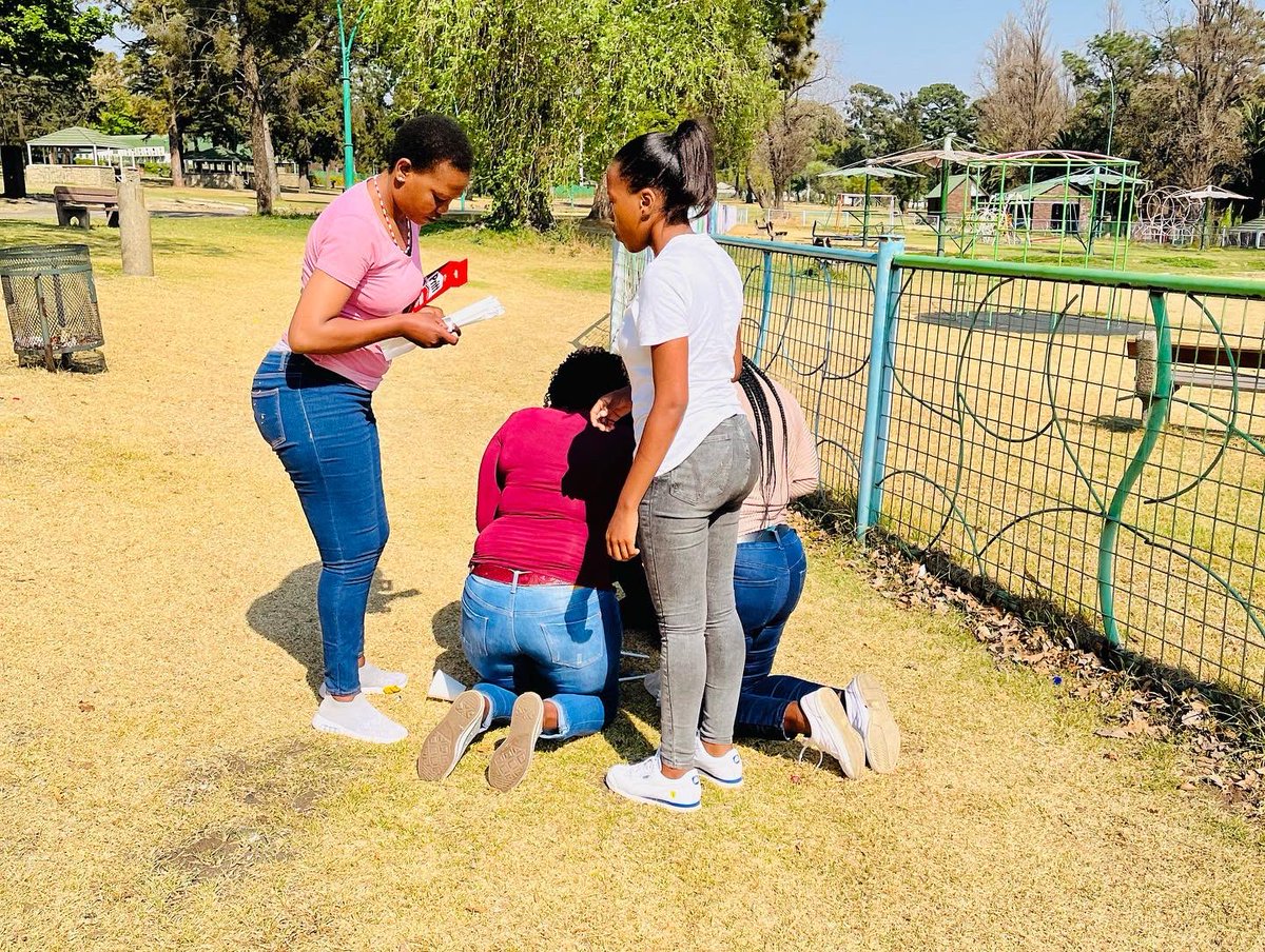 Youthbuild_SA's tweet photo. Have you ever noticed the boost of energy you get when the sun shines bright? 
That is just how our day felt like. Today is our final training session with our team leaders. We cannot wait for them to impart the lessons learned over the past three days. 
#khulanischools
#faranani https://t.co/gJqwd2Tb6R