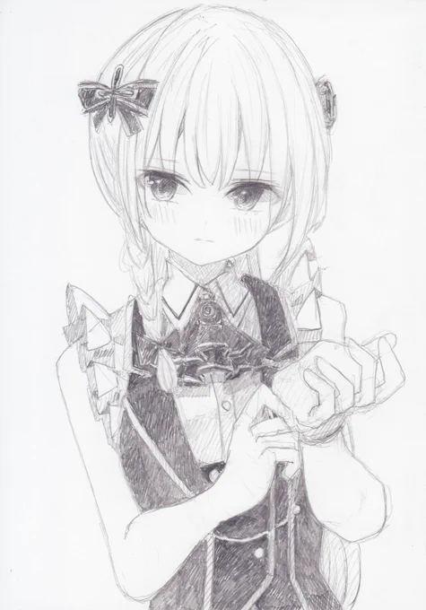 シャーペンで描きました。マギアレコードから、八雲みたまです。無料ガチャのおかげでお迎えできました。よかったー!#マギレコ 