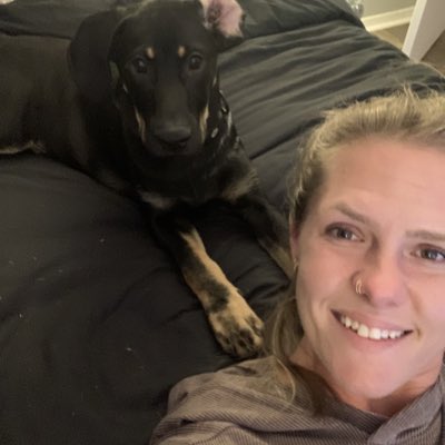 melissaannsnap's tweet photo. #NewProfilePic https://t.co/0M8ozRFQNN