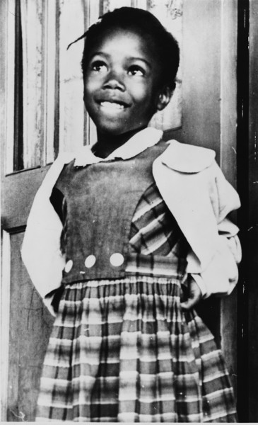 farrah_yvette's tweet photo. Today a civil rights icon turns 68. 

At 6 years old, Ruby Bridges became the first Black child to desegregate William Frantz Elementary School in New Orleans and the first Black student to desegregate a school in Louisiana. This was in 1960. This wasn't so long ago. https://t.co/tZEI99MSoe
