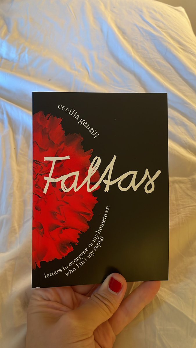 ❤️Seven more days left to pre-order FALTAS❤️

🥹
Copies 
have 
ENTERED 
THE 
BUILDING
🥹

Go to littlepuss.net
special pre-sale ends Sept 15

💥