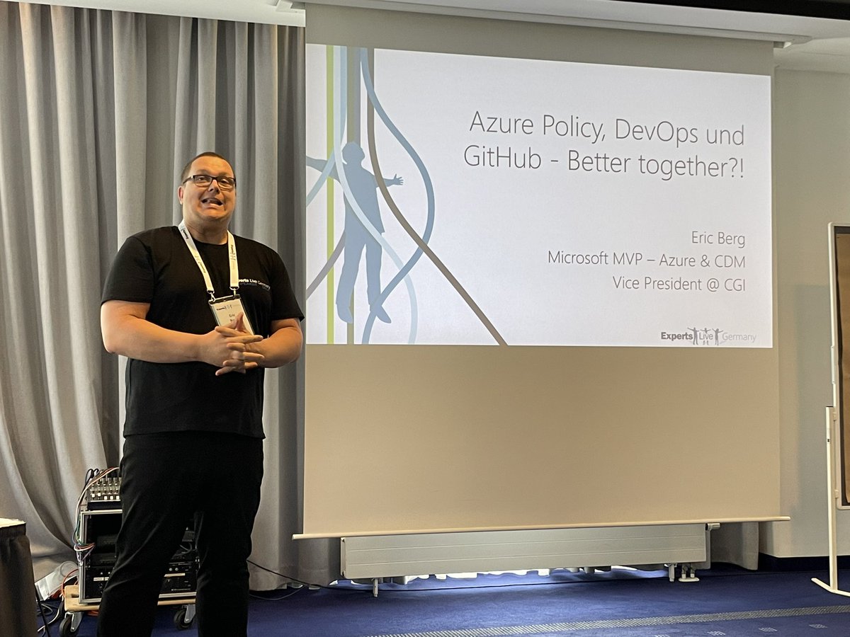 ReneWasel's tweet photo. Weiter geht es mit @ericberg_de und ‚#Azure Policy, #DevOps und #GitHub - Better together?!‘ bei der @ExpertsLiveDE in #Erfurt https://t.co/Rt6RDLUuPm
