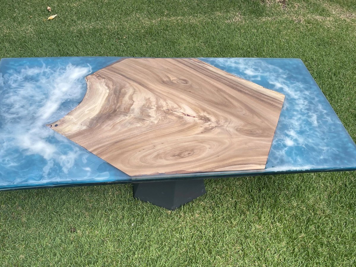 GeckoWoodworki1's tweet photo. What finish should be used on this table?
1) Odies
2) Rubio monocoat
3) ICE epoxy

Comment with the finish you would like to see on the table or other finish suggestions.  

#rubiomonocoat #woodworking #odies #iceepoxy
@rubiomonocoatusa
@IceEpoxy
@odiesoil https://t.co/rq0k9XDUWa