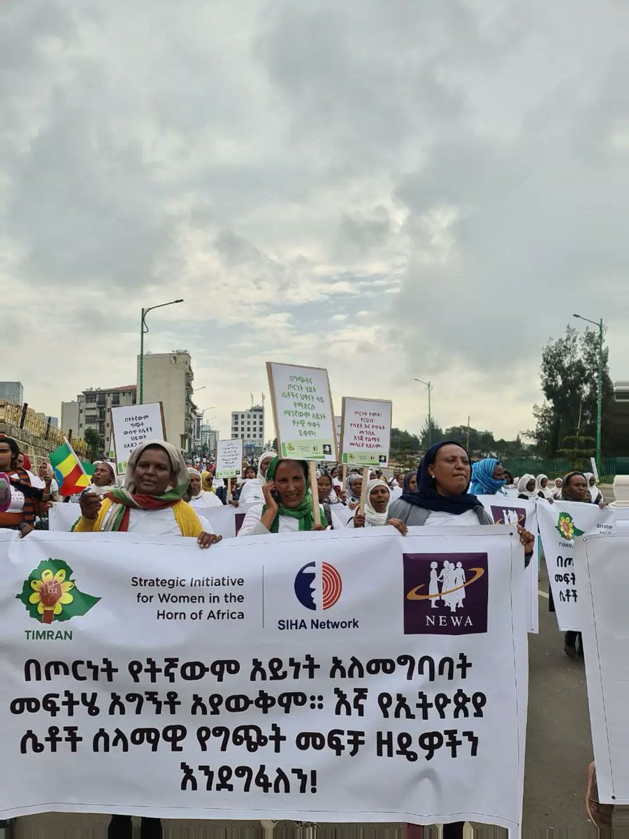 befeqe's tweet photo. Women's march for peace was held today in Addis Ababa with the facilitation of Timran, SIHA Network, and NEWA. 

The slogans carried by the women in the march read that 'war is no solution', 'women's bodies are not battlefields', and etc. 

#GivePeaceAChance, #ቅድሚያለሰላም https://t.co/HqNDCGhdZU