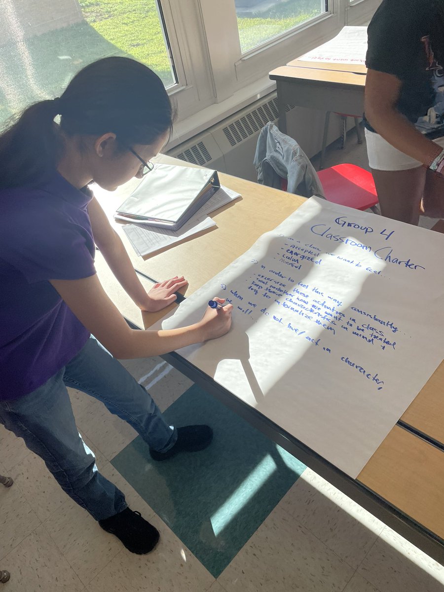 Julie Fisher tweet media