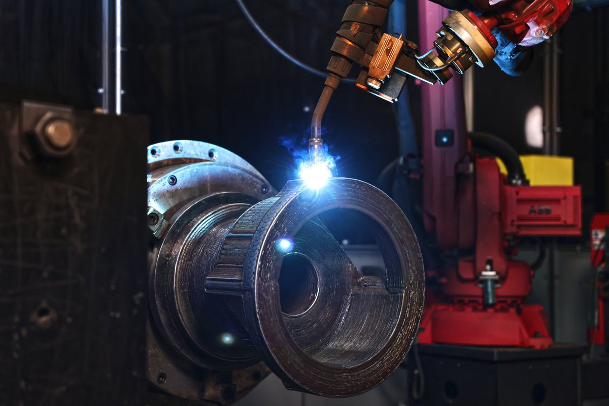 LincolnElectric's tweet photo. Will you be at @TPSymposia? Lincoln Electric’s Additive Solutions team will be there to answer any questions and provide more information on our 3D metal printing services: https://t.co/BvuzzTqA5D #AdditiveSolutions #WeldRed #WeldRedNation https://t.co/f2bBTyN5Pj