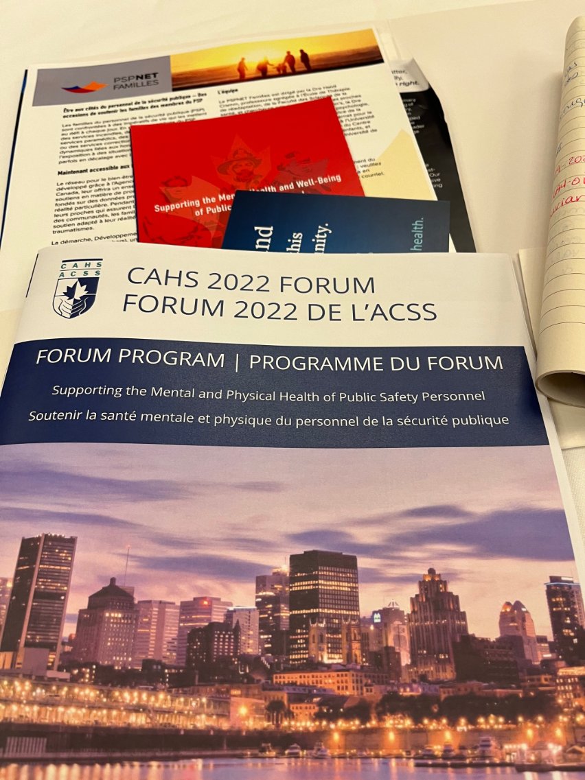 chaireSPTSP's tweet photo. Le forum 2022 de l'@CAHS_ACSS se déroule en ce moment même à Montréal et nos cotitulaires @anniegendron3 et @PrAADeschenes y sont présentes! #research #PublicSafetyPersonnel #prevention #santementale #securitepublique #chairesptsp https://t.co/Yzq3YWHGkp