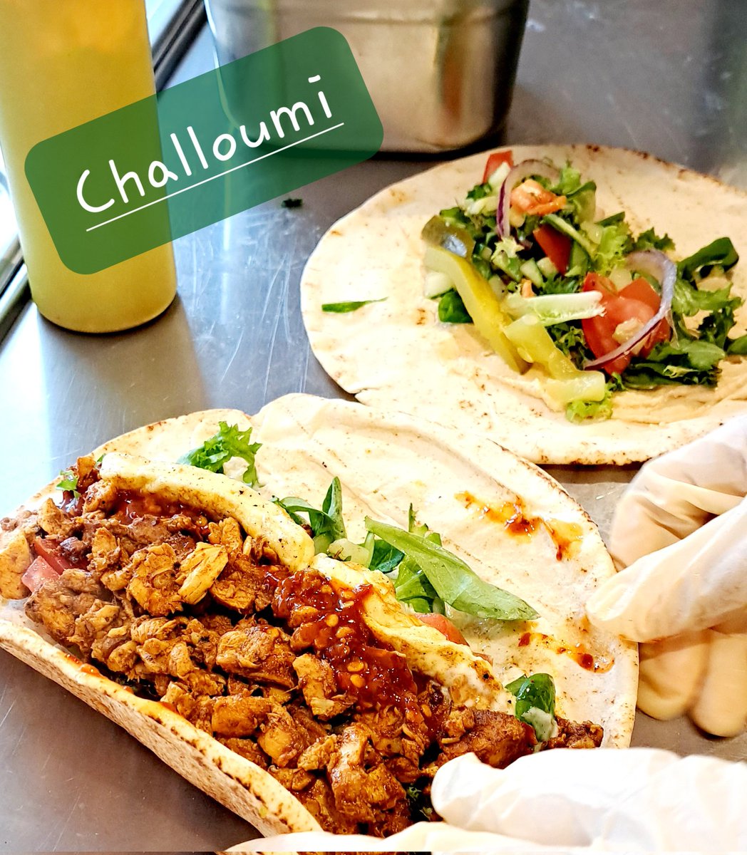 It's been chucking it down since 11am but we ain't Fazed. Here's one our lovely team just made for one lucky lucky customer. #Lebanese #halalfood #Shawarma #Vegan #Falafel #Halloumi #challoumi #rdguk #rdgukbusiness #supportsmallbusiness #supportlocalbusiness #streetfood