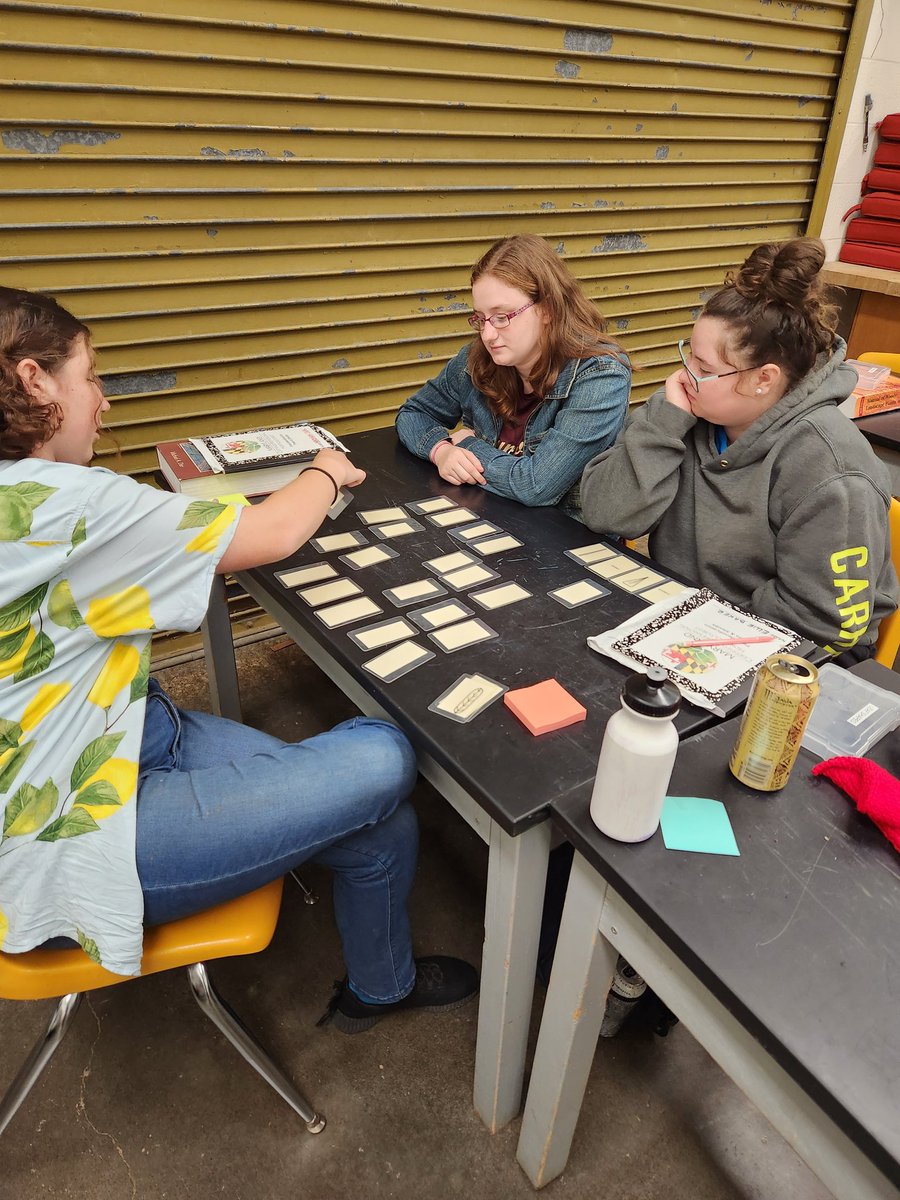 Using the game of memory to reinforce leaf shapes as we work on plant identification for our industry certification. #mnlgacph