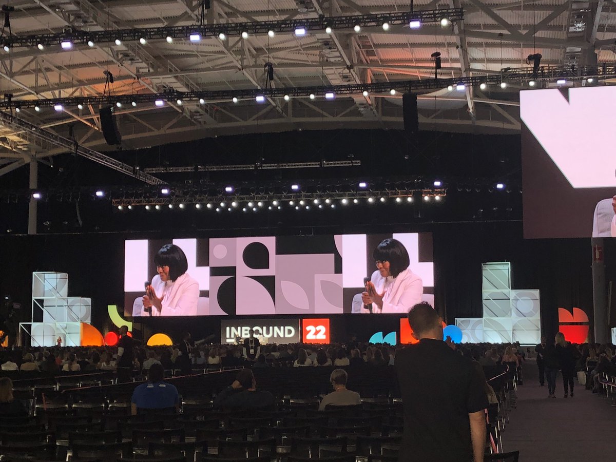 mj_preston's tweet photo. #INBOUND22 day2
The beautiful and smart @violadavis kicking off the day- what’s your worth? https://t.co/uP668nALRi