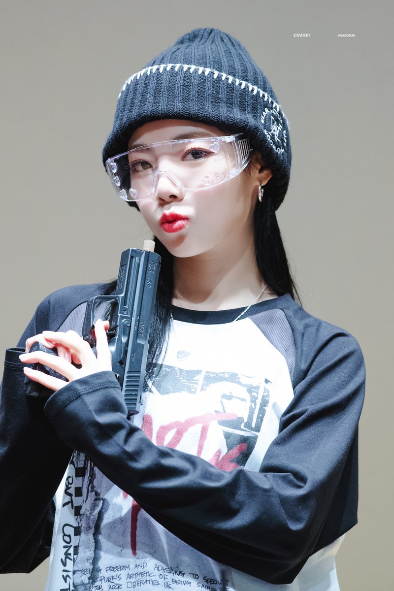 chase0903's tweet photo. 220905 #나고은 #NAGOEUN #퍼플키스 #PURPLE_KISS https://t.co/qQL50sxFPV