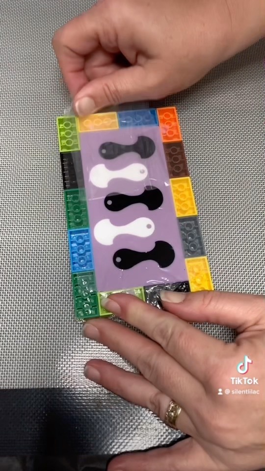 SilentLilac's tweet photo. They worked PERFECTLY!! So shiny and awesome!! Will do resin in them tomorrow! If they work, then I’ll look to do this in my etsy! #silentlilac #siliconemold #siliconemoldmaking #demold #demolding #demoldingvideo #resinmolds #moldmaking #moldmakingandcas… https://t.co/ITSgFBJ3yk https://t.co/DsnrUWiFgO