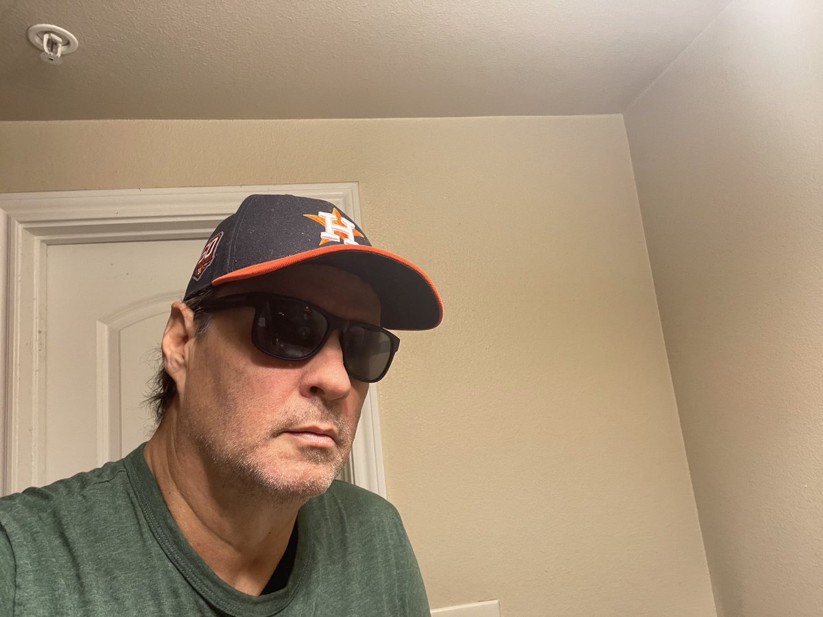 RobnCypress tweet media