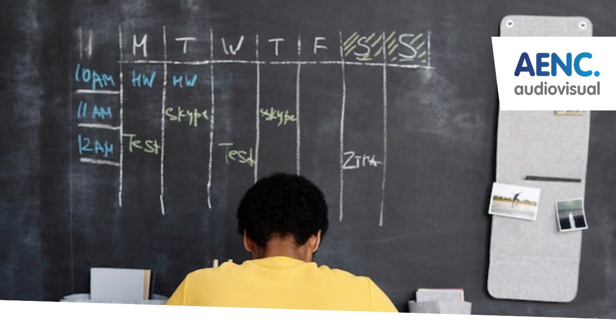 aencgroep's tweet photo. Om het schooljaar goed te starten, moet de interne communicatie optimaal geregeld zijn. In onze blog vind je 5 manieren hoe narrowcasting kan helpen in het onderwijs: https://t.co/LVazyXXSV9

#aenc #audiovisual #onderwijs #educatie #narrowcasting #digitalsignage #avtweeps https://t.co/07XEG8VJHL