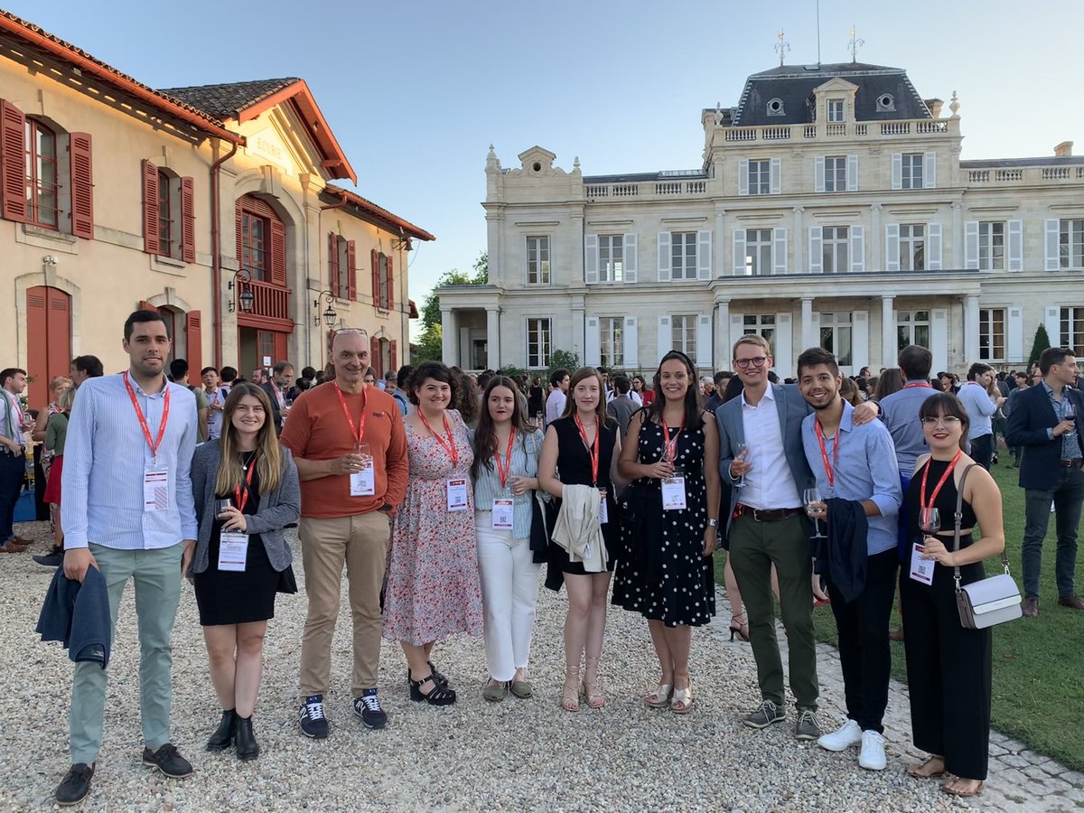 It was a pleasure to attend at the European Society for Biomaterials @ESB_2022 in Bordeaux and to present a poster. Many thanks to all organizers and to @RC_Bioforge for the support!