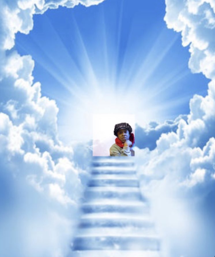Derron_McNelly's tweet photo. Princess Diana at Heavens Gate making sure they not about to let Queen Elizabeth in https://t.co/qR8zblT7Zi