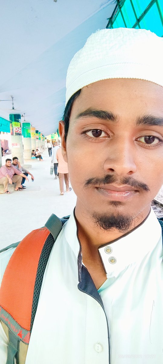 sogirrr's tweet photo. চট্টগ্রাম রেলস্টেশন https://t.co/sG0RmXjdki