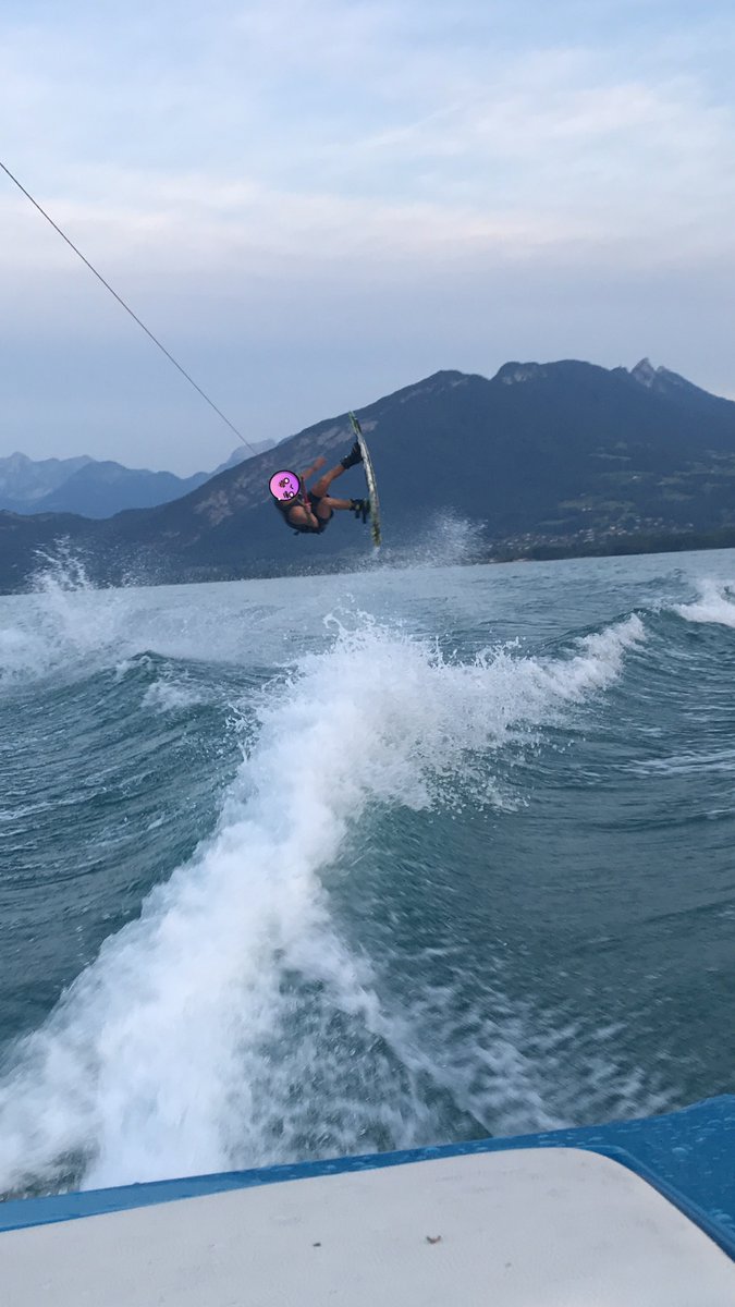 Thomtom 🪐 tweet media