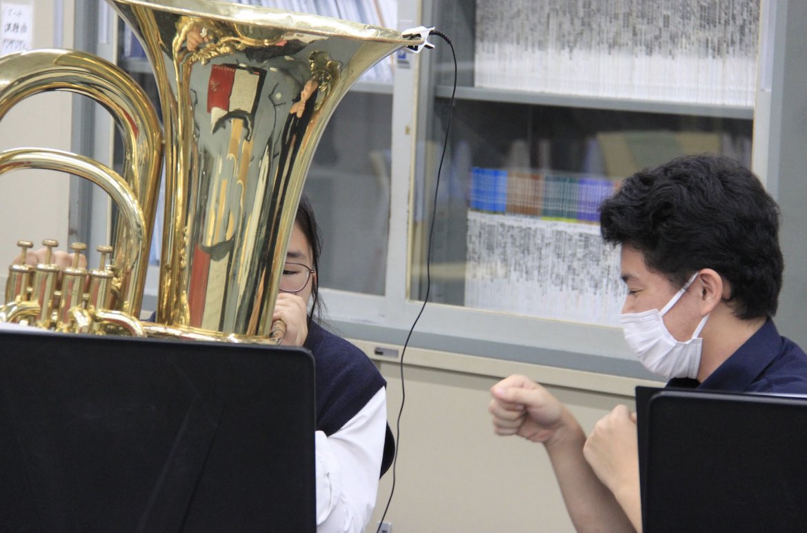 KGM_WIND's tweet photo. お疲れ様です‼︎
本日はフリー練習で各自で合わせを行いました‼︎先輩は後輩に後輩は先輩に声をかけていて雰囲気がとてもよかったです💗10月8日にオープンキャンパスがあるので、受験生の5・6年生の方はお時間あればお越しください‼︎ 
#KGM_WIND   #関六ブラスの日常 https://t.co/4FAWFDneVZ