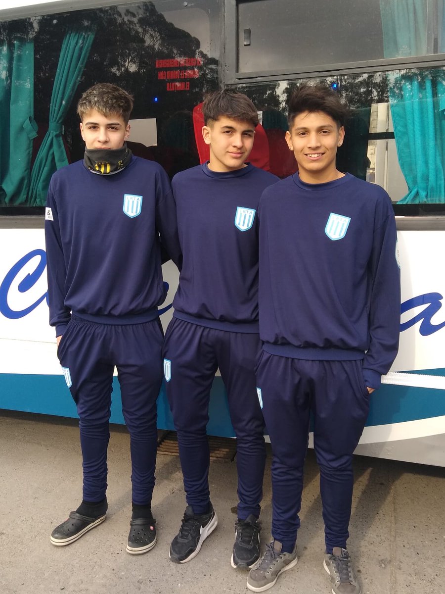elnacional_ta's tweet photo. DEBUTA EL SUB 15 CON PRESENCIA DECANA
La Selección Sub 15 de la Liga local debuta hoy en el campeonato nacional visitando a Miramar.
En la lista de convocados hay tres juveniles de El Nacional, ellos son Gonzalo San Román, Santino Guglielmetti y Mateo Ibarra.
Éxitos y a disfrutar https://t.co/uw0klmCmYW