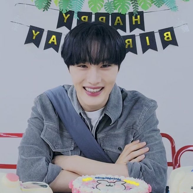cixsmilee's tweet photo. https://t.co/pMb8DWSmsX