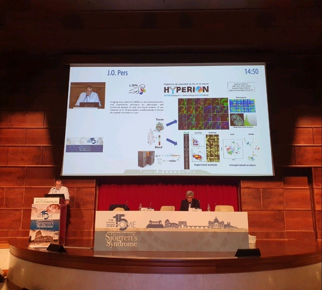LBAI_Brest's tweet photo. Insightful talk by Jacques-Olivier Pers #ISSS2022: multiplex tissue imaging (#Hyperion) has the potential to revolutionize our understanding of #Sjögren's syndrome pathology, and to help us invent innovative tools to stratify patients based on salivary gland tissue analysis https://t.co/pvEVgdacmF
