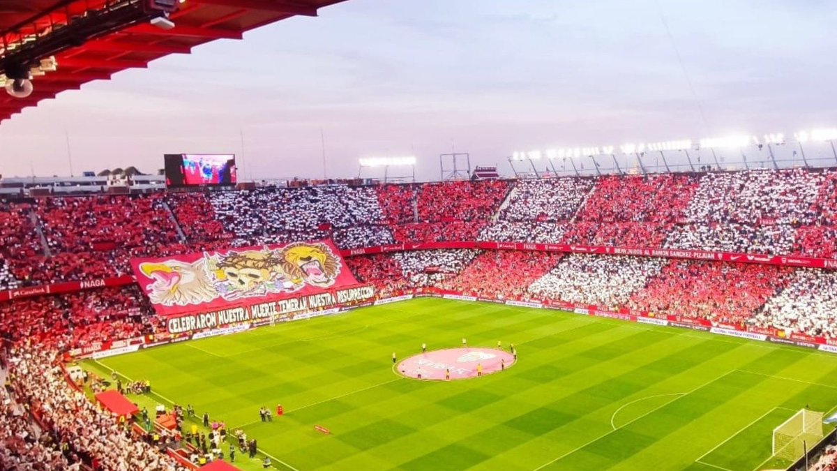 JoaquinCaparros's tweet photo. Es el momento de estar todos unidos y volver a ese una gran familia. 🔴⚪️ https://t.co/CW1d5bY6Vn