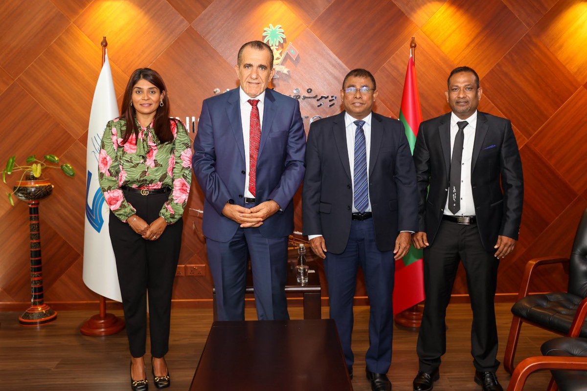 MoTmv's tweet photo. Honorary Consul General of Maldives in #Lebanon, Mr. Hussain Mohamed Hussein Fakih calls on Minister @Mausoom_Maus and shared work done in Lebanon to increase exposure for Maldives and highlighted on expanding investment opportunities in the tourism industry. https://t.co/Oaz7jk5nBX