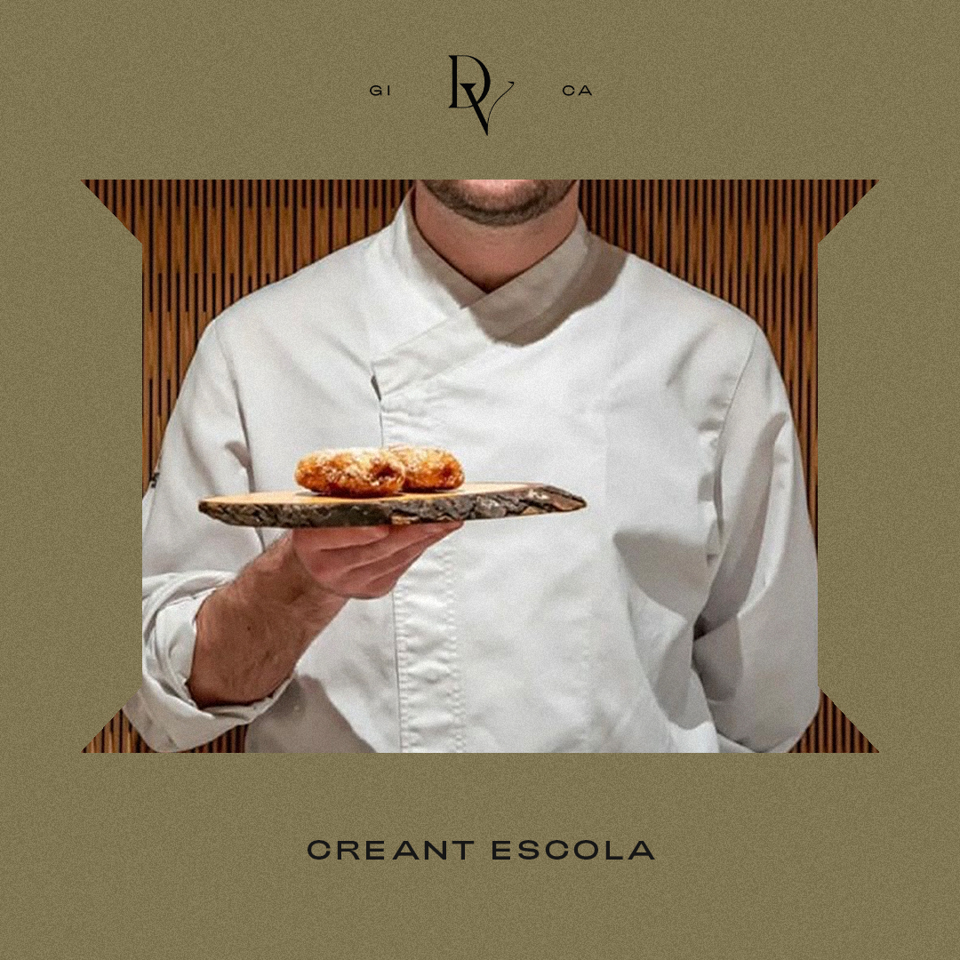 Creant Escola
La nostra cantera marca tendència, Divinum no es pot entendre sense una gran treball de sala i per això ens sentim orgullosos que el  nostre personal de sala acabi dirigint equips de grans restaurants. #divinum #divinumgirona #girona #restaurantsgirona #costabrava