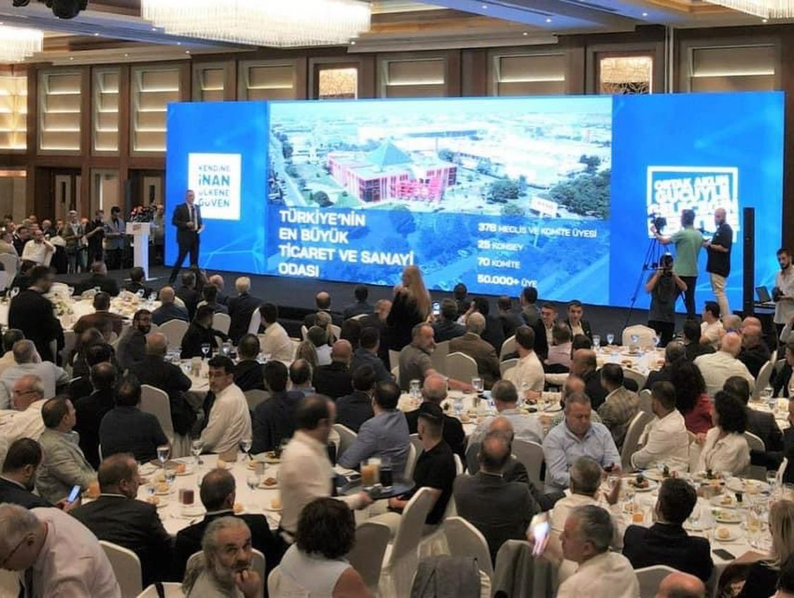 BTSO başkanımız Sn. İbrahim Burkay’ın 2013’den buyana odamızın #BursayaDeğer katan projelerimizi ve hedeflerimizi anlattığı Lansman toplantısına katıldık.#KendineİnanÜlkeneGüven anlayışıyla bu istikrarlı yolculuğa yeni başarılar eklemek üzere bizde zevkle ve gururla çalışıyoruz.