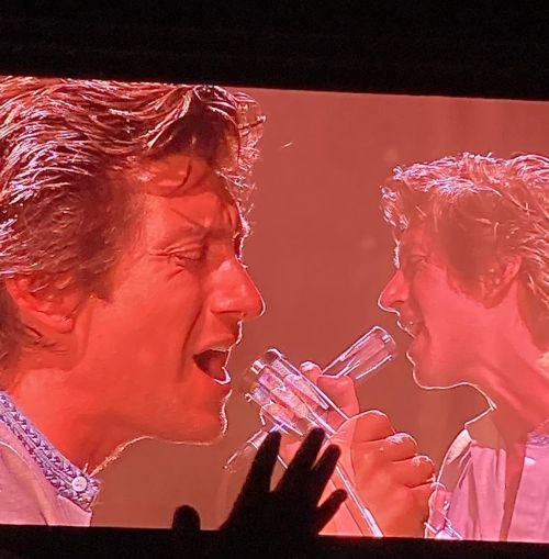 baatphone's tweet photo. same energy https://t.co/JRwVzSaERd