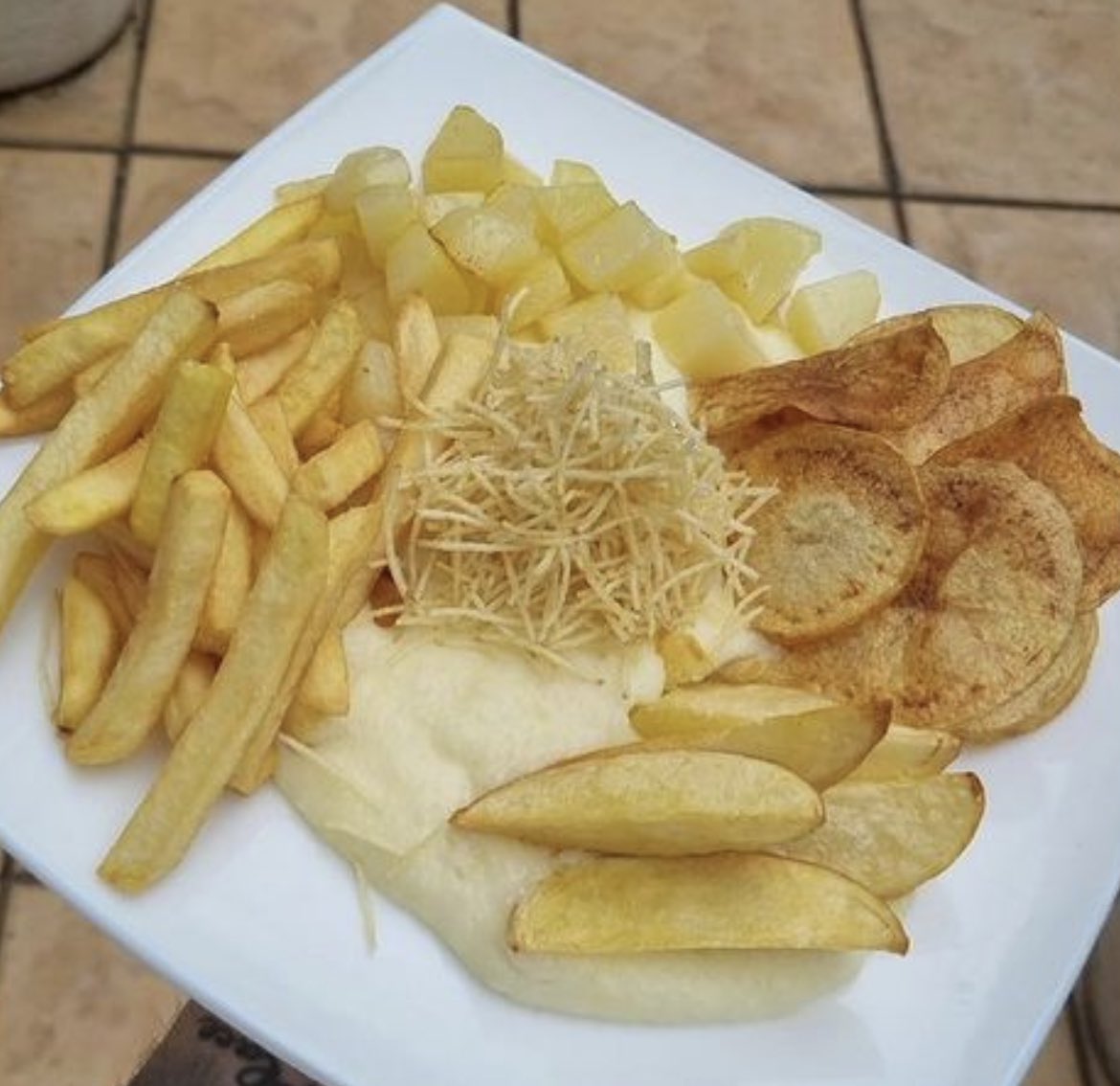 paginalixo1's tweet photo. “vc precisa comer mais legumes”
eu: https://t.co/KumzxYcpZo