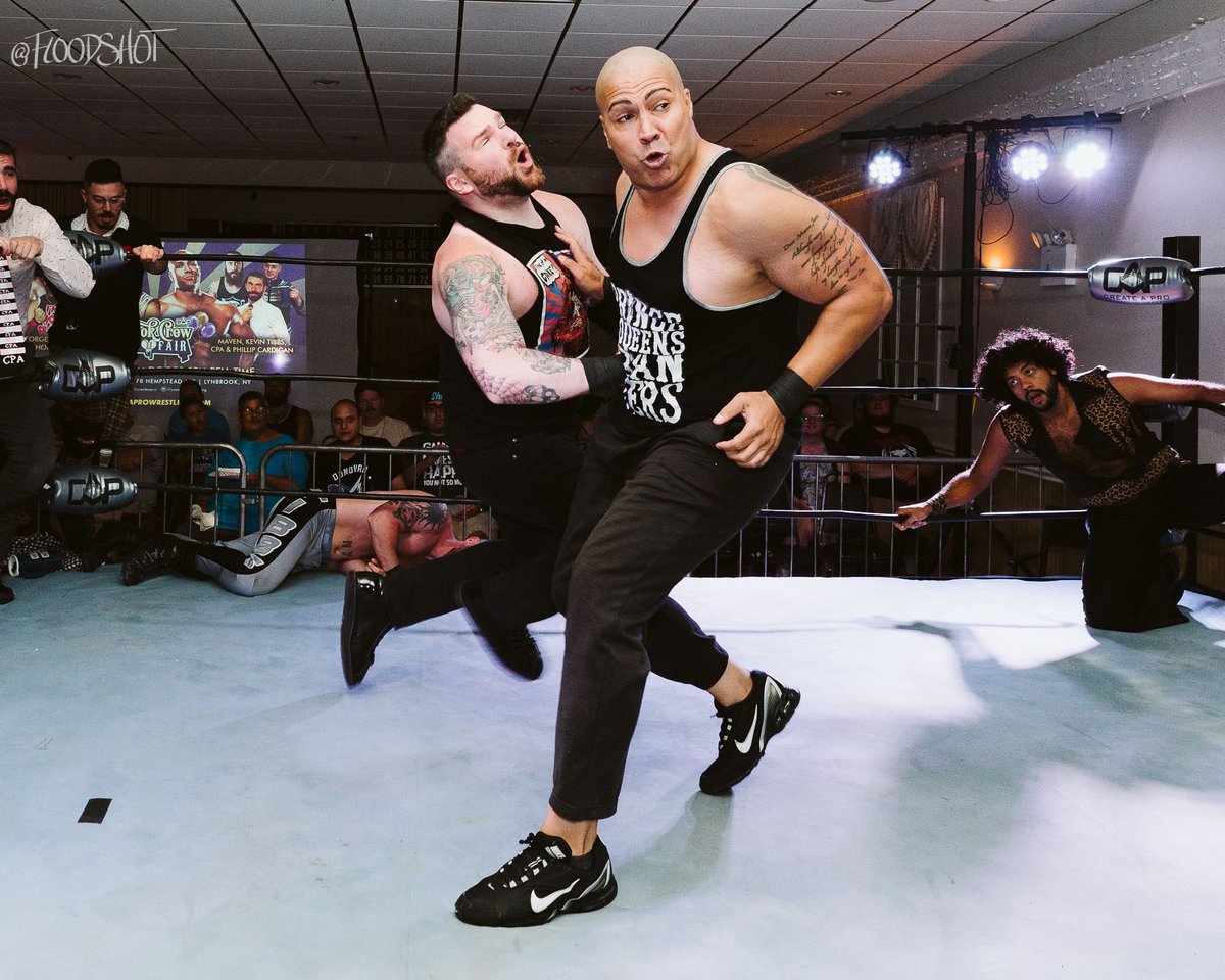 LiamDavis1121's tweet photo. I'm on team @TheMattCardona for obvious reasons #FWFLive https://t.co/aByqg4MPDC