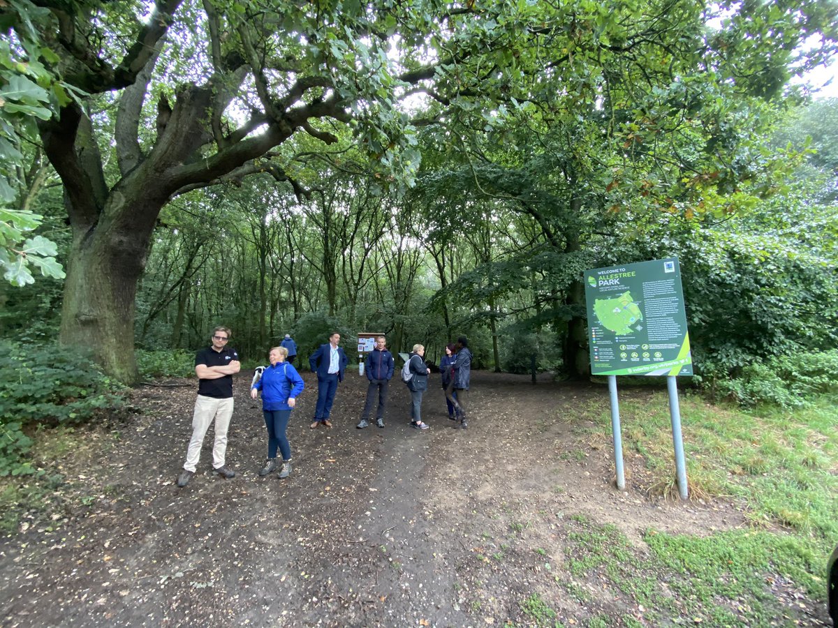 AliDriverUK's tweet photo. Really enjoyed my return to #AllestreePark #rewilding site with @NaturalEngland Landscape Advisory Panel today. Massive credit to CEOs Jo Smith @DerbysWildlife and Paul Simpson @DerbyCC for their ambition and determination. Huge potential for public engagement in urban rewilding. https://t.co/RAiyiizQsg