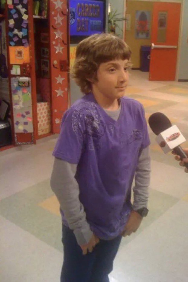 koophobe's tweet image. explained the jungkook diana reincarnation theory to my irls and they looked at me like i belonged in a psych ward