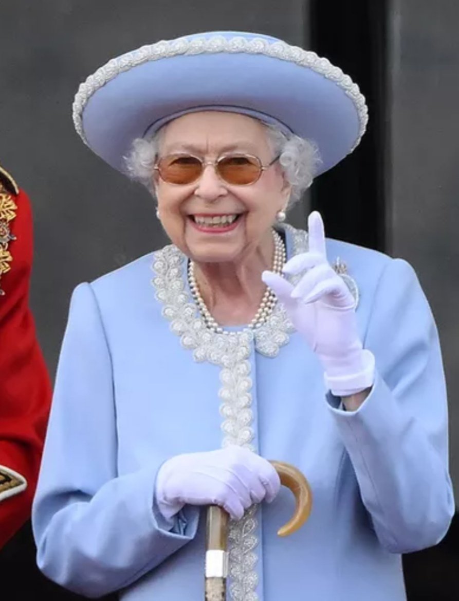 Descanse em paz Rainha de Inglaterra😢🤍🕊️
#RainhaElizabeth
#QueenElizabeth
#DescanseEnPaz