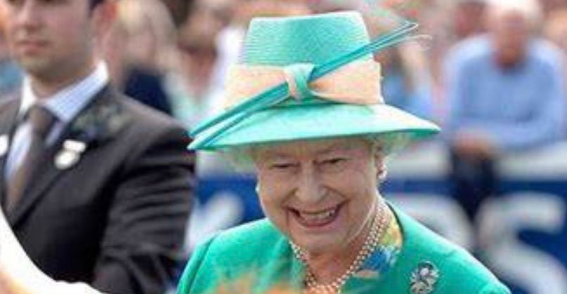 PeoplesProgres4's tweet image. We stand with the Royal family and people of England at this trying time when they have  lost the Queen.
Farethee well Queen Elizabeth II.