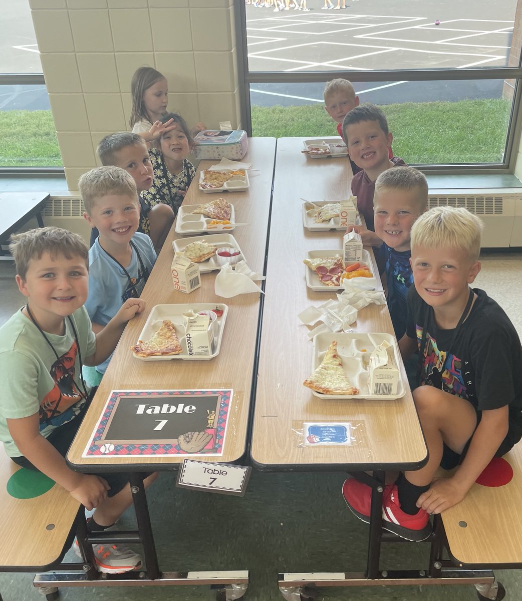 Laker Marketplace tweet media