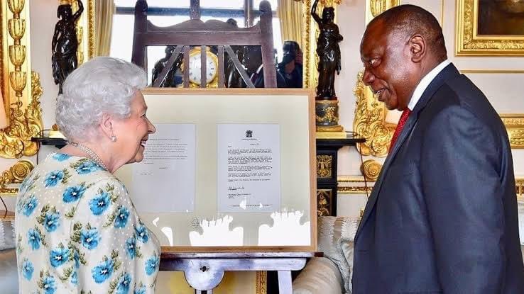 AdvoBarryRoux's tweet photo. South African Presidents with Her Majesty Queen Elizabeth II #QueenElizabethII #QueenElizabeth https://t.co/iu6fSGME1Z