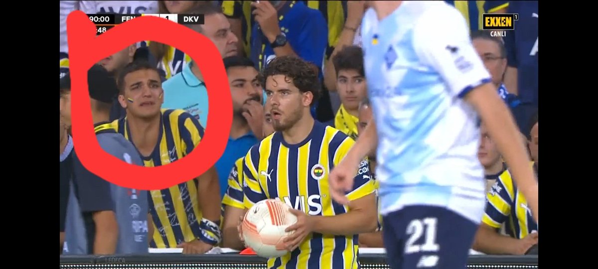 Gol bu çocuğa yazar beyler 'bizim için' diye diye attırdı golü  hahahhajsdjsjsj #FenerbahceDinamokiev #FBvDK #Fenerbahce