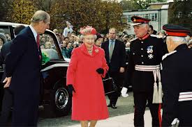 The Keele Crusaders are joining the Nation in mourning the Death of HM Queen Elizabeth II, seen here visiting the University in 1999, who has passed away aged 96
