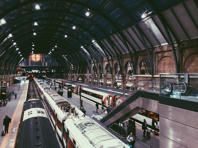 PerqSoleil's tweet photo. Are you someone who loves the thought of utilizing our services but don't do much flying? 

We also offer our services at many different train stations around the world, in addition to domestic and international airports!

#PerqSoleil #LuxuryTravel #RailTravel #TravelPartner https://t.co/TjJQLAY5jm
