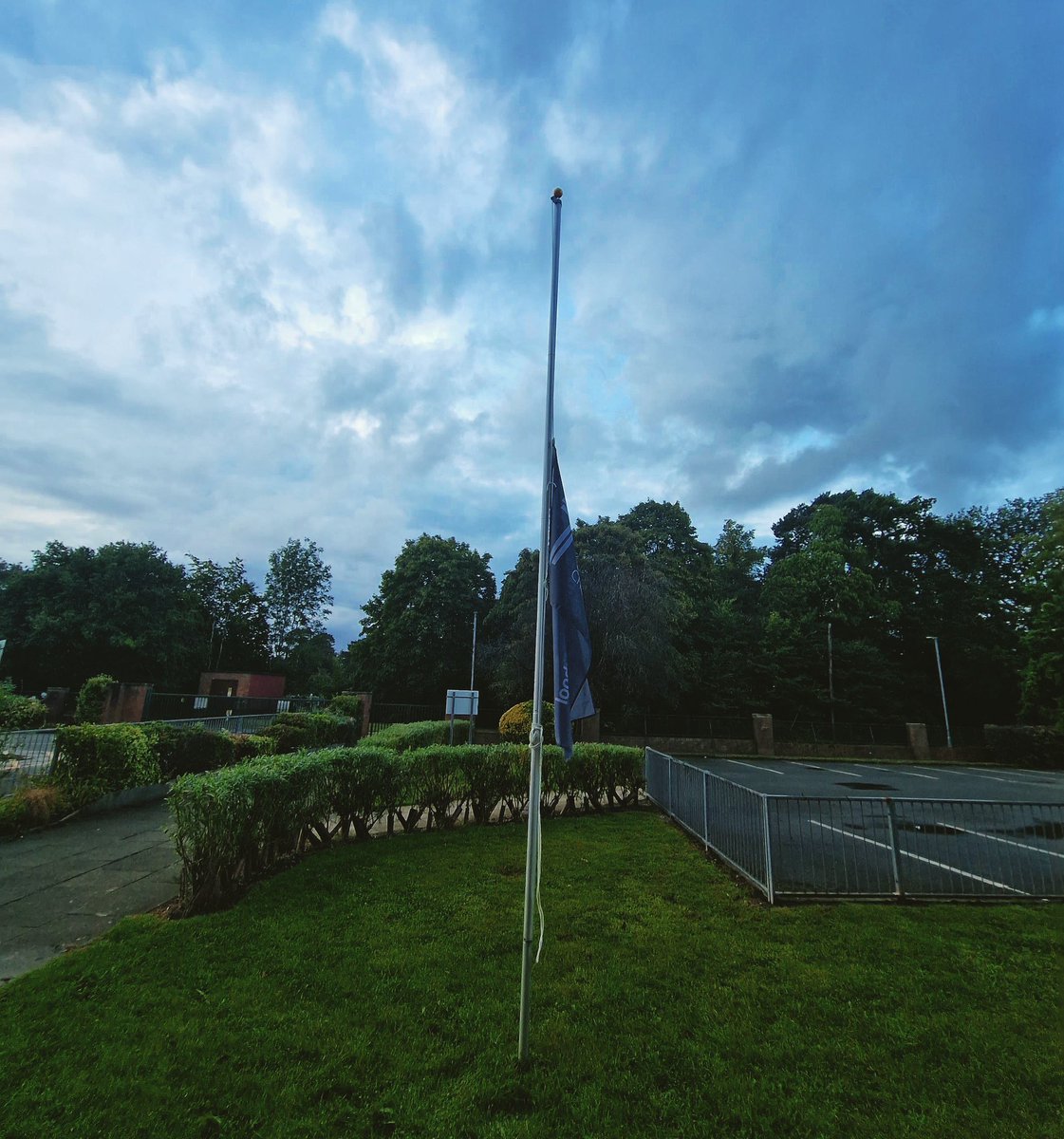 HRH QUEEN ELIZABETH II 1926-2022💔🇬🇧We are deeply saddened to hear of the death of Her Majesty the Queen. Our flag flys half mast in respect. Our thoughts and prayers are with her family at this time. Rest in Peace 🙏