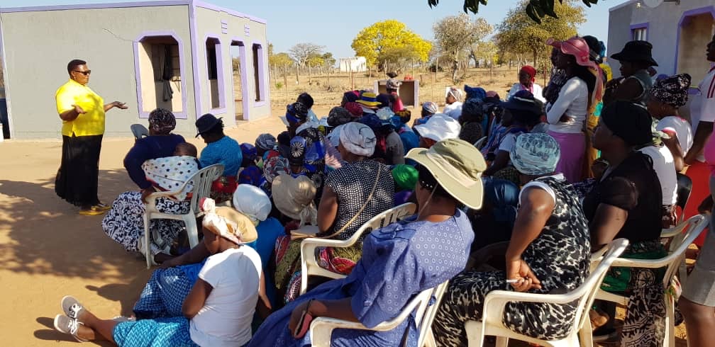 Today in Ward 12 Bulilima West with B Maplanka teaching Women to be self reliant and mobilizing citizens to vote for CCC #KangeneUjaha