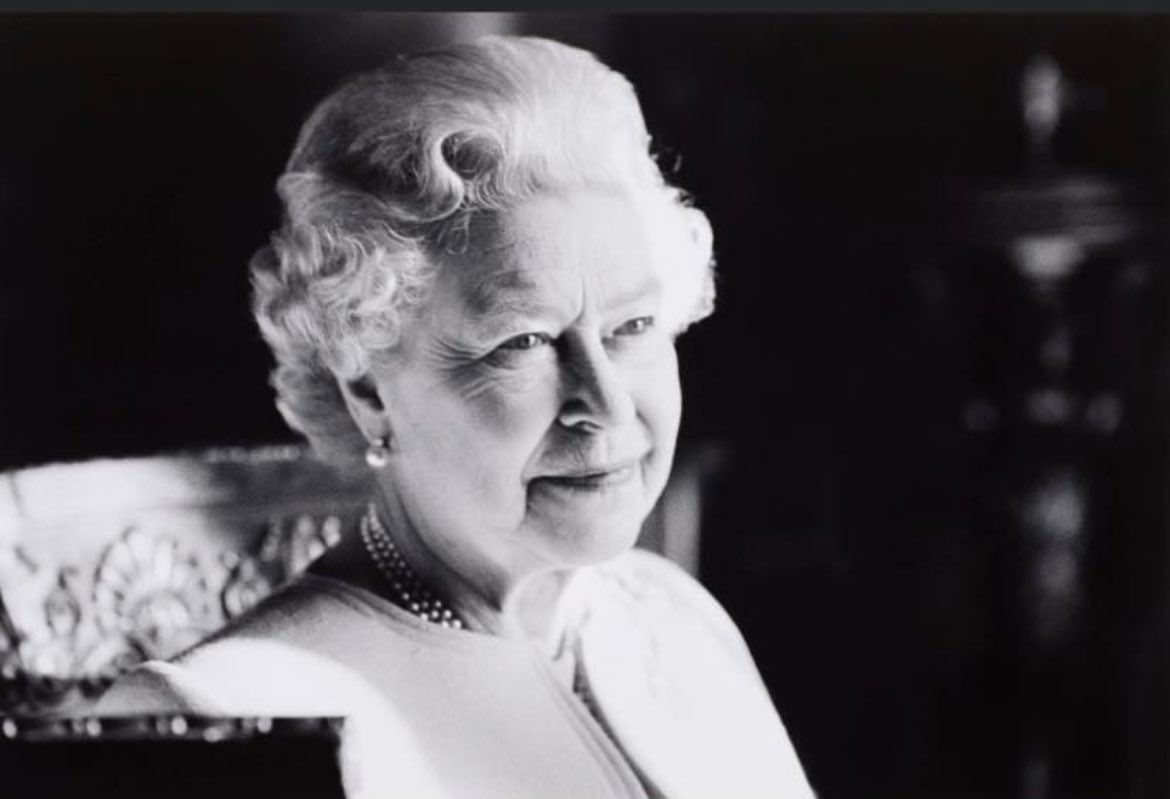 asmaaez4's tweet photo. Rest in peace 👑 https://t.co/3AUKsC13SW
