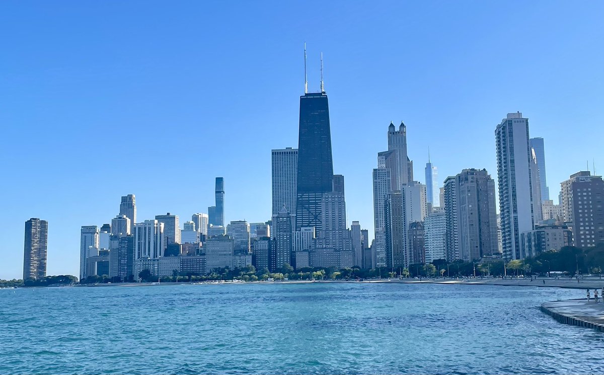 scottmcbryant's tweet photo. Always great to be in Chicago. Looking forward to spending time with many great @LawExchangeInt friends and colleagues. Thanks to our host firm @gouldratner! https://t.co/H5NdXf60MF