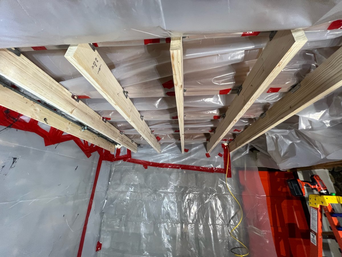 DazeEnd's tweet photo. ✅ All ceiling joists are hung!
Also, I am reliably informed by my wife @hp483, that despite its diminutive dimensions, I am in fact building a wine “cellar” and not a wine “closet”. Apparently “wine closet” sounds too junky.
#ProjectWineCellar https://t.co/XVU3wTPXFZ https://t.co/ZtK8vgFxOb