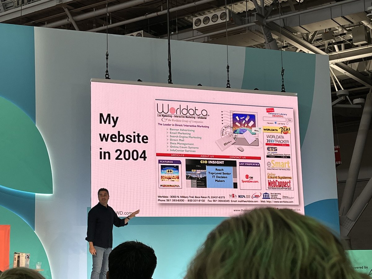IMSpecialTea's tweet photo. 😳 Damn, 2004 was a time #INBOUND22 🧡🤎 https://t.co/0LgFDHbvH0