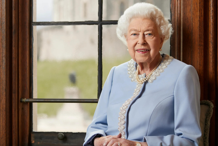 Our prayers are with Her Majesty and her family at this time. 

"By me kings reign and rulers issue decrees that are just; by me princes govern, and nobles—all who rule on earth. I love those who love me, and those who seek me find me." 

(Prov 8:15-17)

#fcos