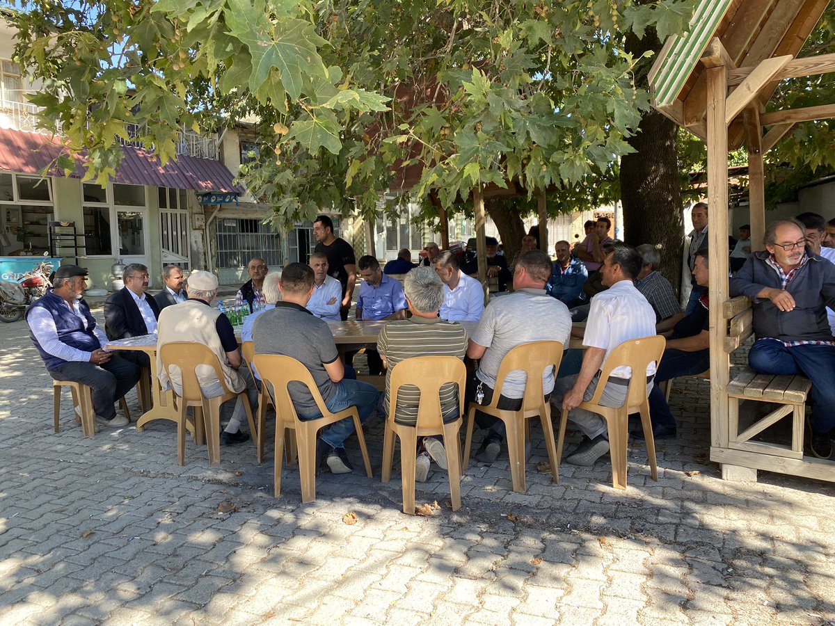 avyurdunuseven's tweet image. 📍Çay / Eber

Eber köy ziyaretindeyiz…

#SevdamızAfyonkarahisar
#Çay  #Eber
#Hedef2023